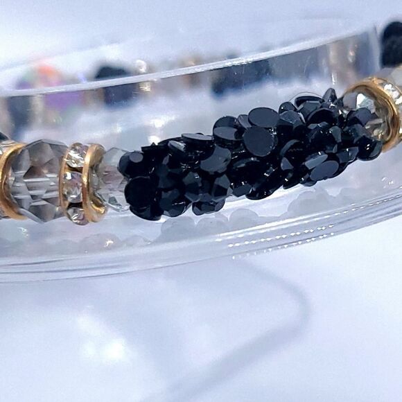 Butterfly Sparkly Beaded Black Cord Bracelet Handmade Stretchy Cottagecore New - Picture 3 of 9